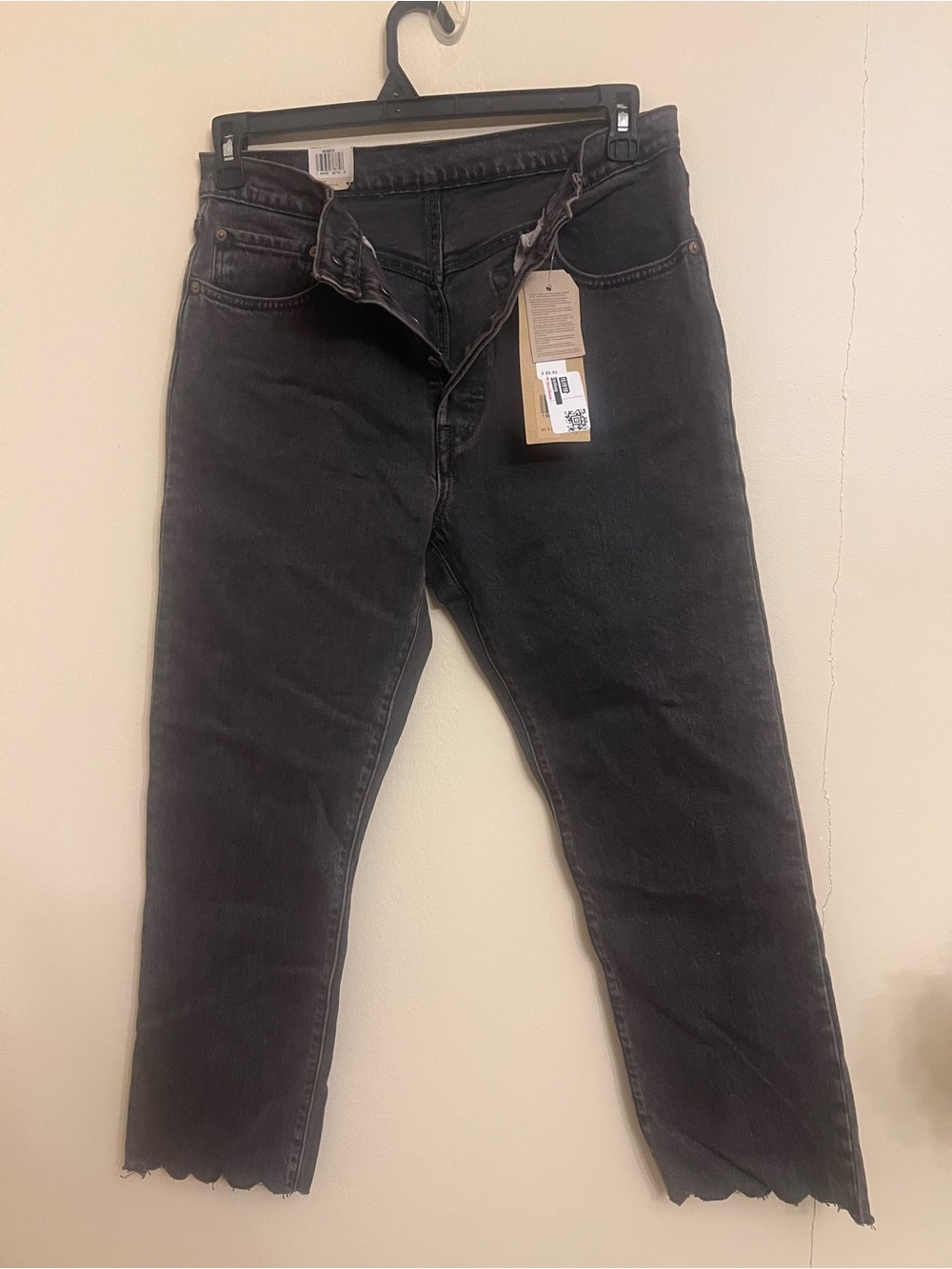 Levi's Black Cropped Jeans with Scalloped Hem